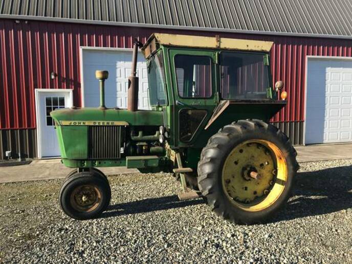 3020 with cab Yesterday's Tractors