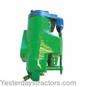 John Deere 1640 Break-Away Coupler 204243