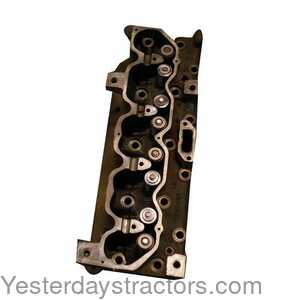 John Deere 3010 Cylinder Head with Valves 205361