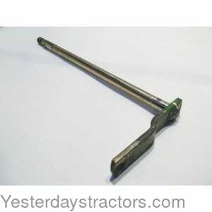 John Deere 3140 Console Shift Linkage - Lower 431018