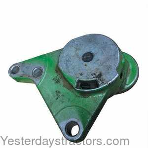 John Deere 6715 V-belt Tensioner 439636