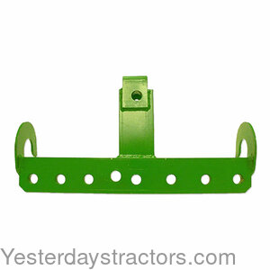 John Deere M Drawbar AM404T